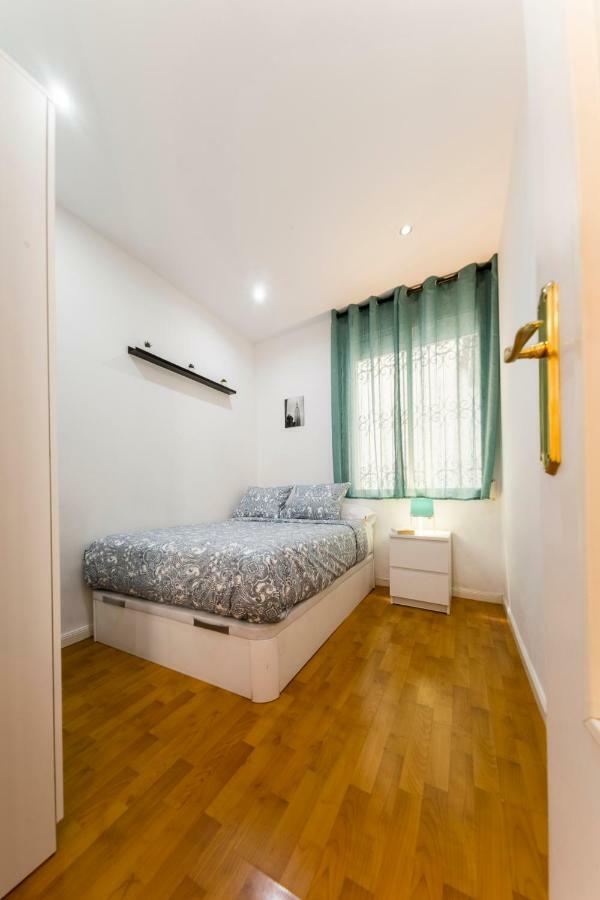 Colegiata Apartment Madrid Luaran gambar