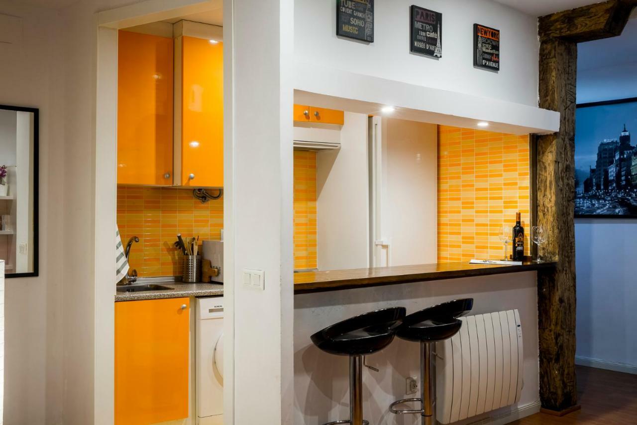Colegiata Apartment Madrid Luaran gambar