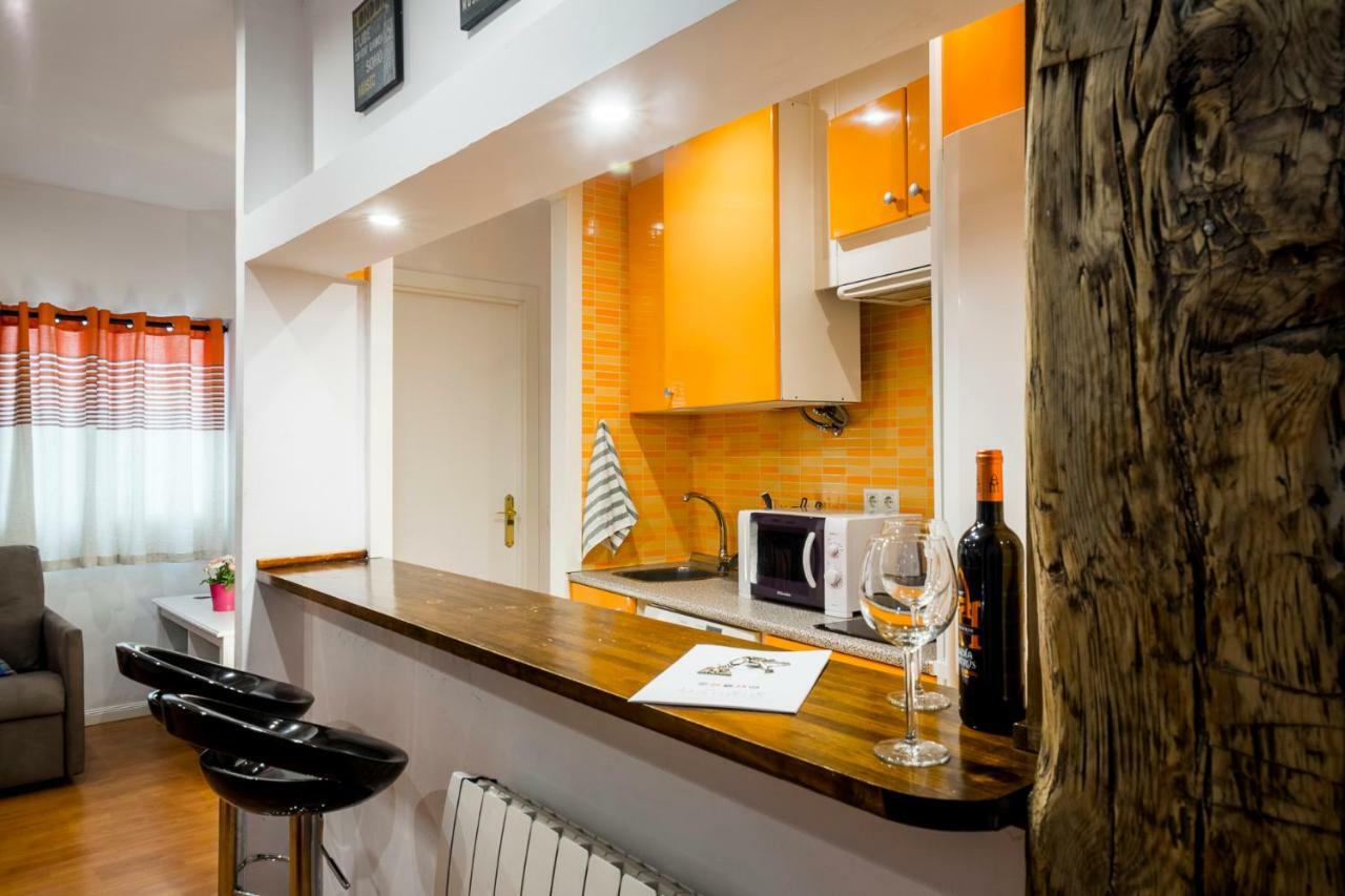 Colegiata Apartment Madrid Luaran gambar